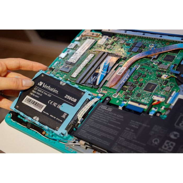 Disque Dur Interne VERBATIM Vi550 S3 256 Go SSD 2.5"